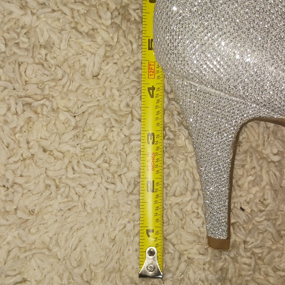 Shoes - Picture 5 of 6